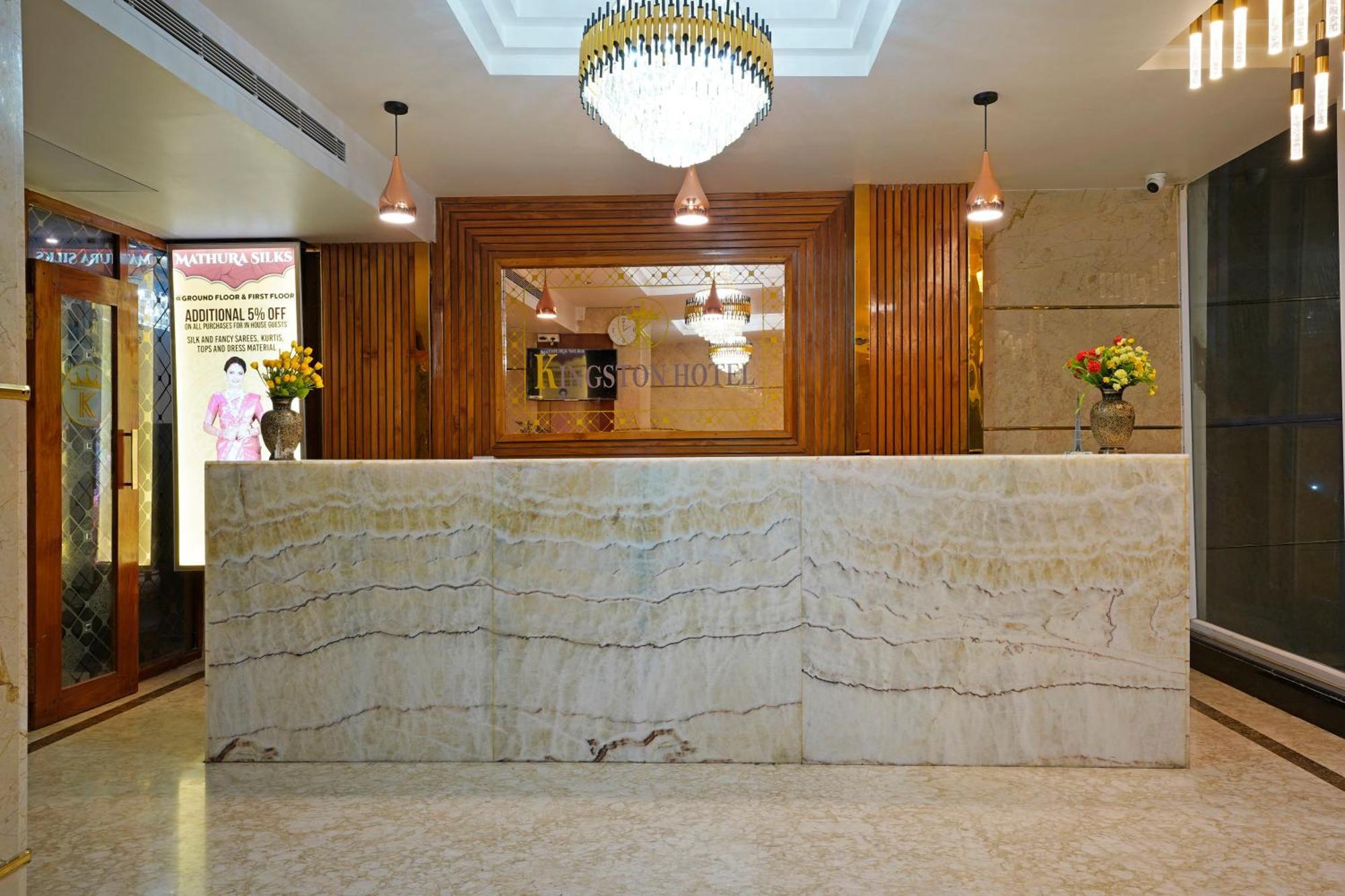 Kingston Hotel Bangalore Exterior photo
